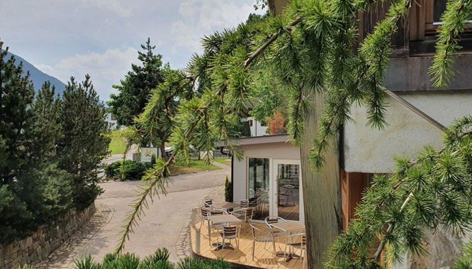 Hotel Unterpichl mit Terrasse im Sommer