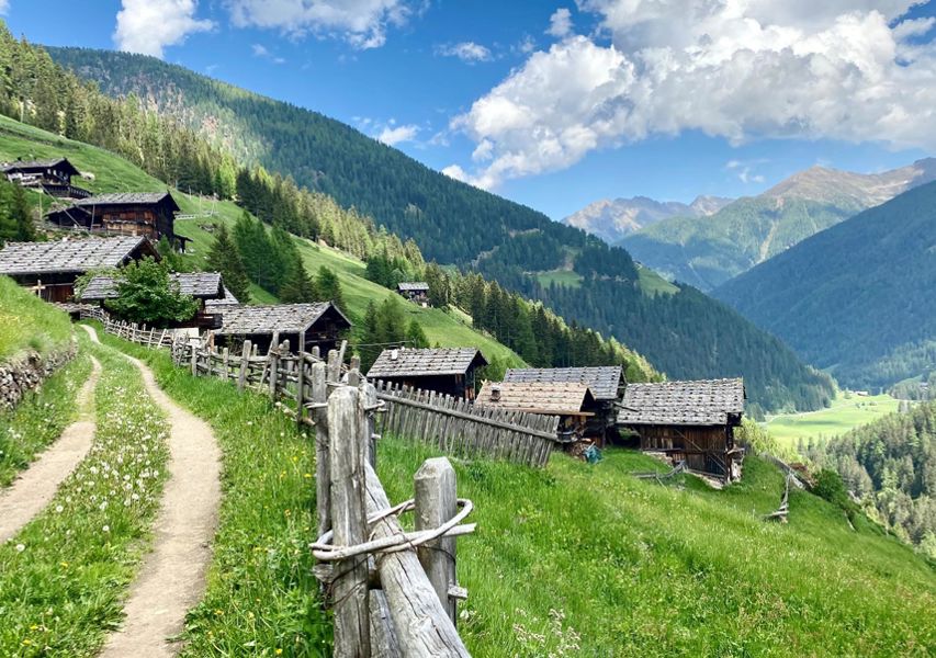 The Pilshöfe Farmsteads in Val d'Ultimo